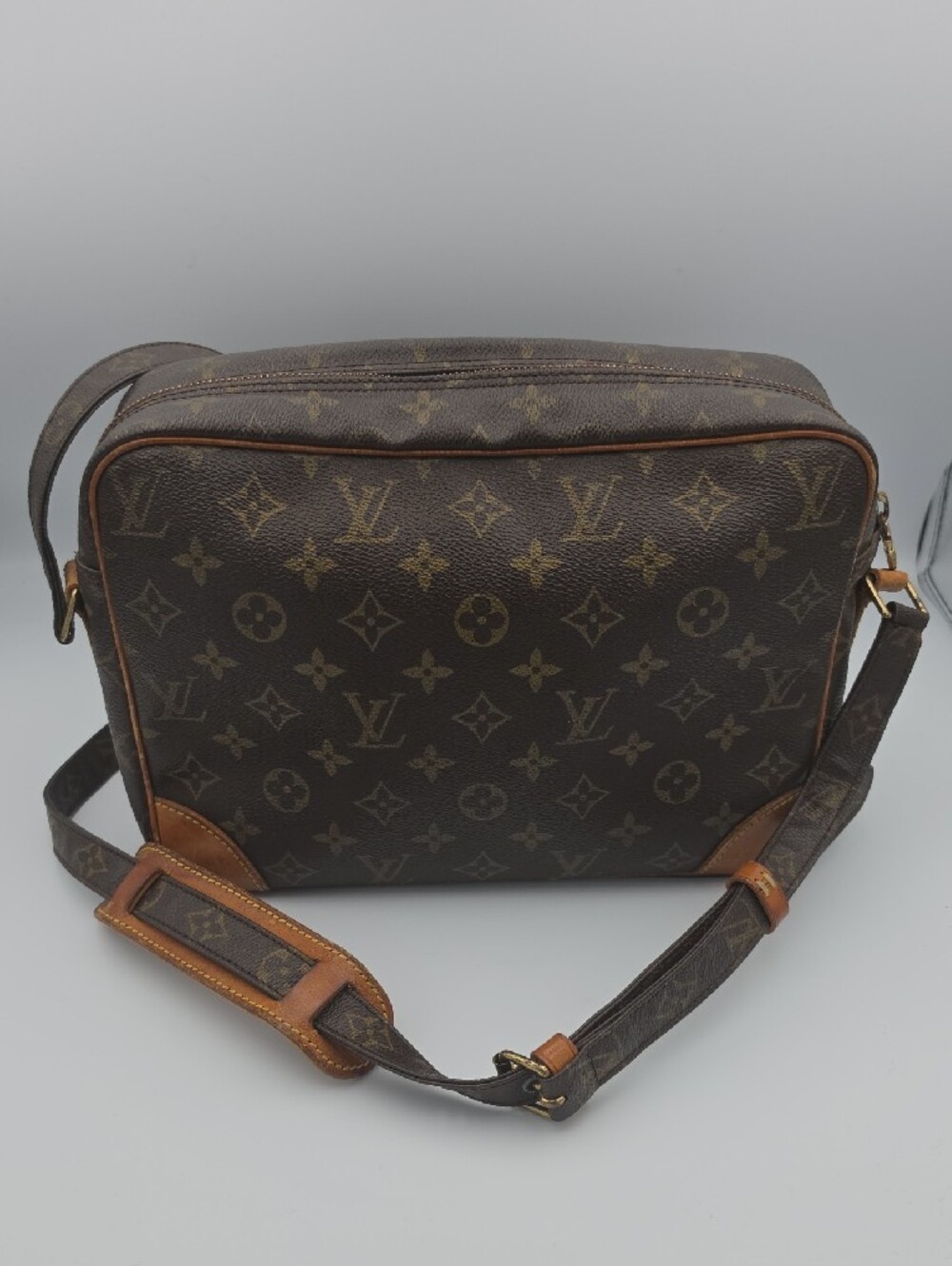 Louis Vuitton Brown Monogram Nil 28 Medium Messenger Unisex Bag COA(VERY GOOD)✨️ - Picture 13 of 16